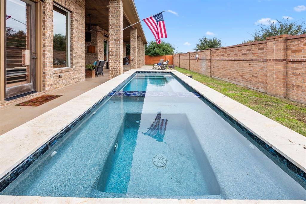 Great entertaining pool