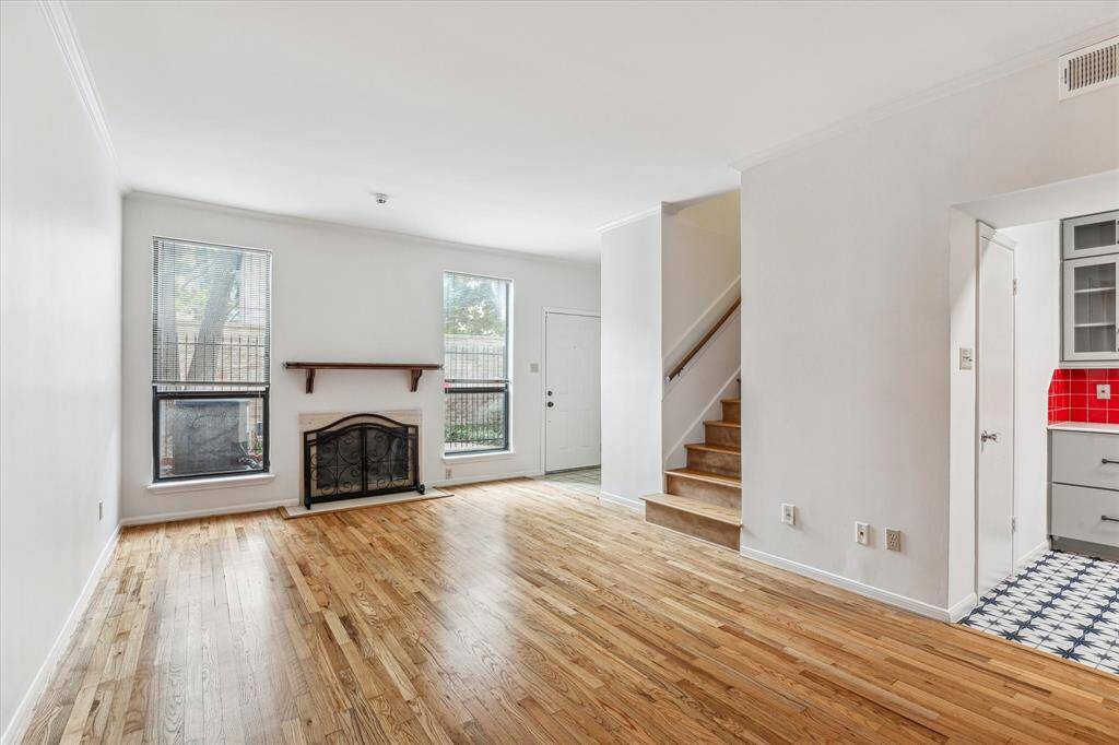 2022 HVAC and furnace, fresh paint throughout, refinished hardwood floors, and recently remodeled kitchen