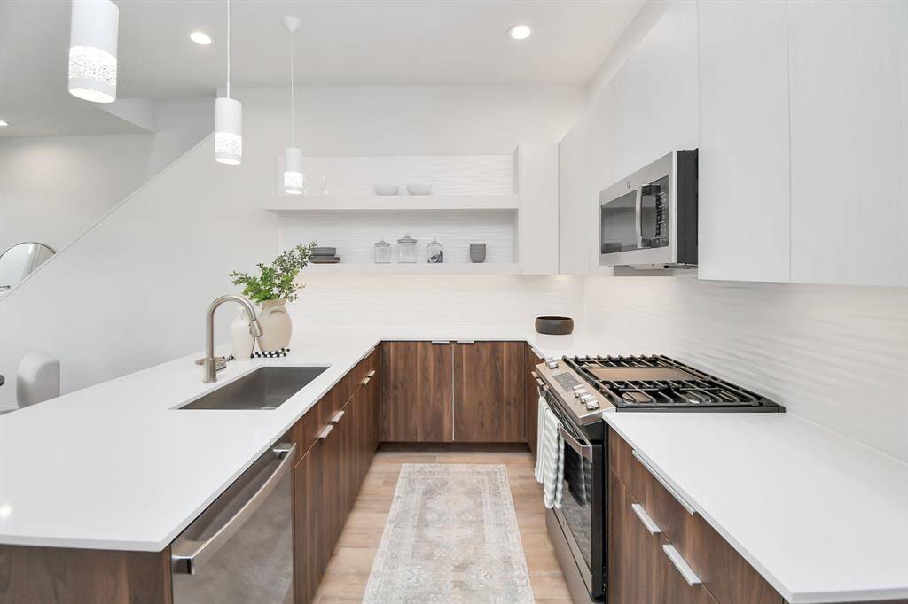 *HOME IS UNDER CONSTRUCTION. PICTURES ARE OF THE SAME FLOOR PLAN*