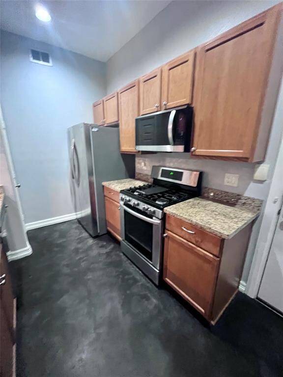 Gas cooking and full size fridge