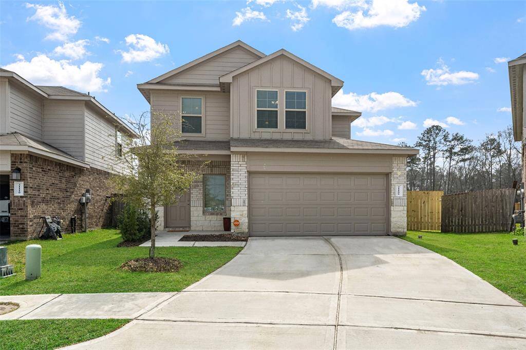 Welcome to 21106 Alder Oaks Drive!