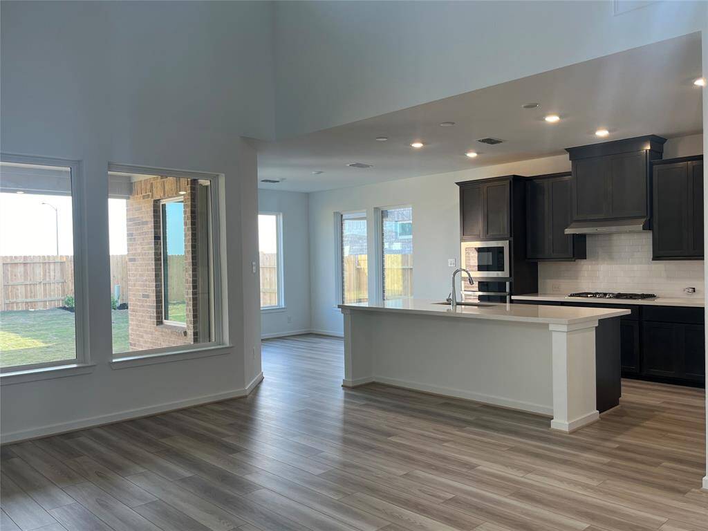 21915 Wycombe Terrace ~ Under Construction