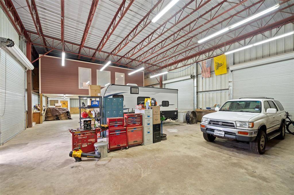 This shop could be used for just about anything, with the three roll up doors allowing for easy entry!