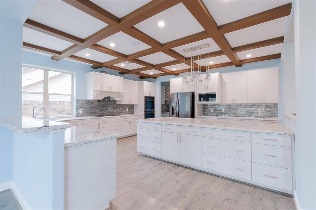 Kitchen 1