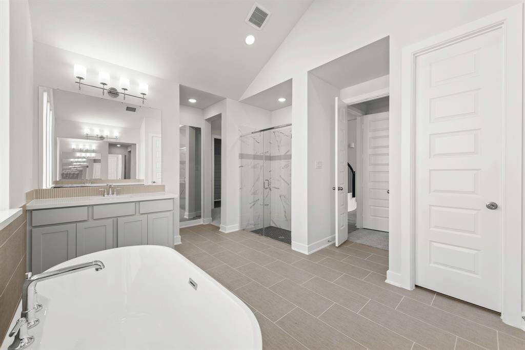 Representative photo. Home under construction. Design selections and colors may vary.