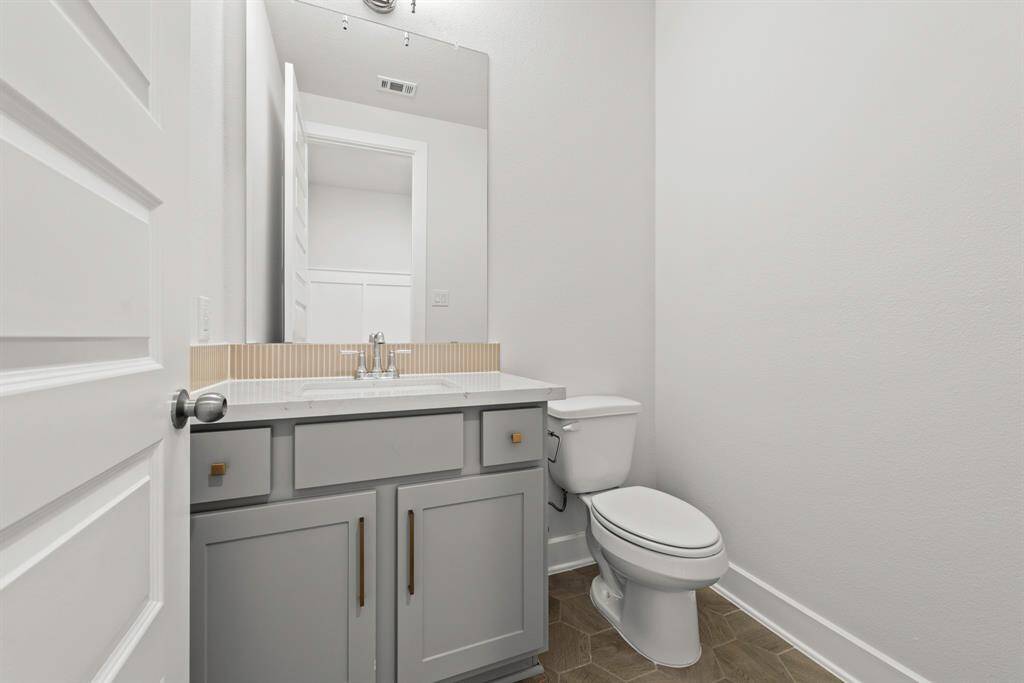 Representative photo. Home under construction. Design selections and colors may vary.