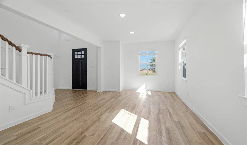 Charming dining room (*Photo not of actual home and used for illustration purposes only.)