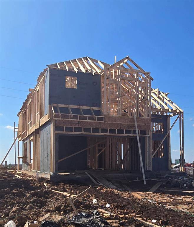 Photos are REPRESENTATIVE of the home /floor plan and are NOT of the actual home.  Selections, features, and room options may vary.  For more info., contact Chesmar Homes.