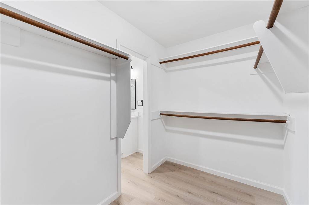 2nd Master closet...