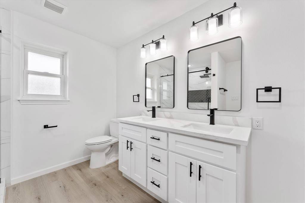 His and Hers double sinks...