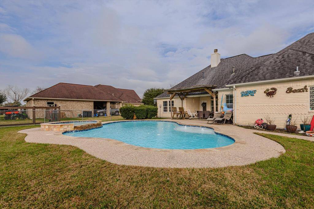 Perfect place to relax and entertain!
