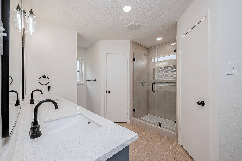 Primary  bath