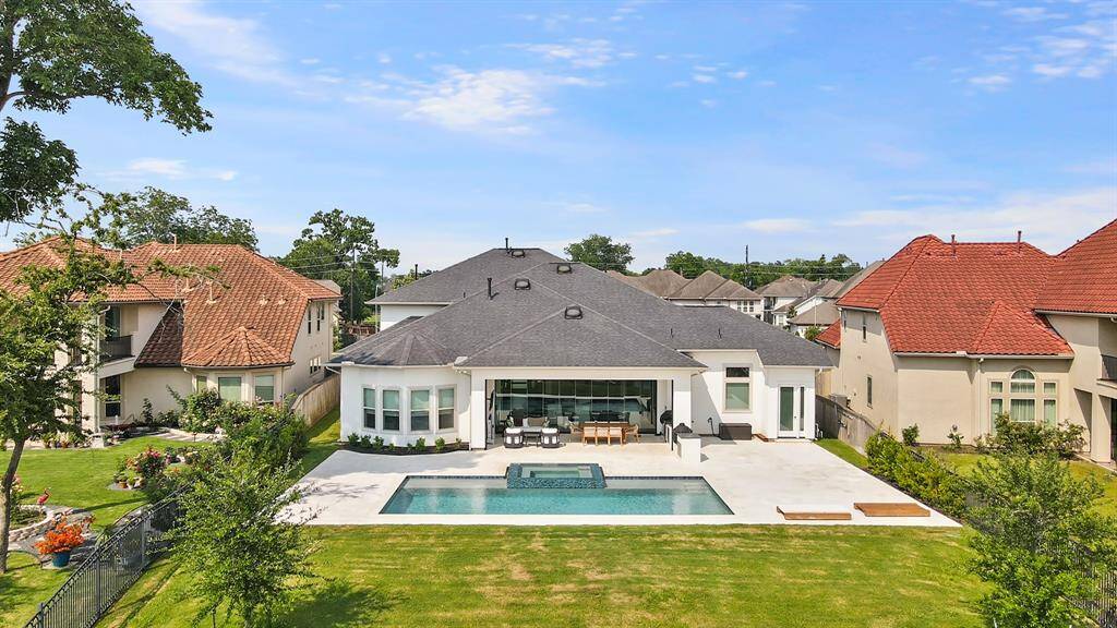 The Seth Brothers Team Welcomes you to 5318 Abington Creek Lane!