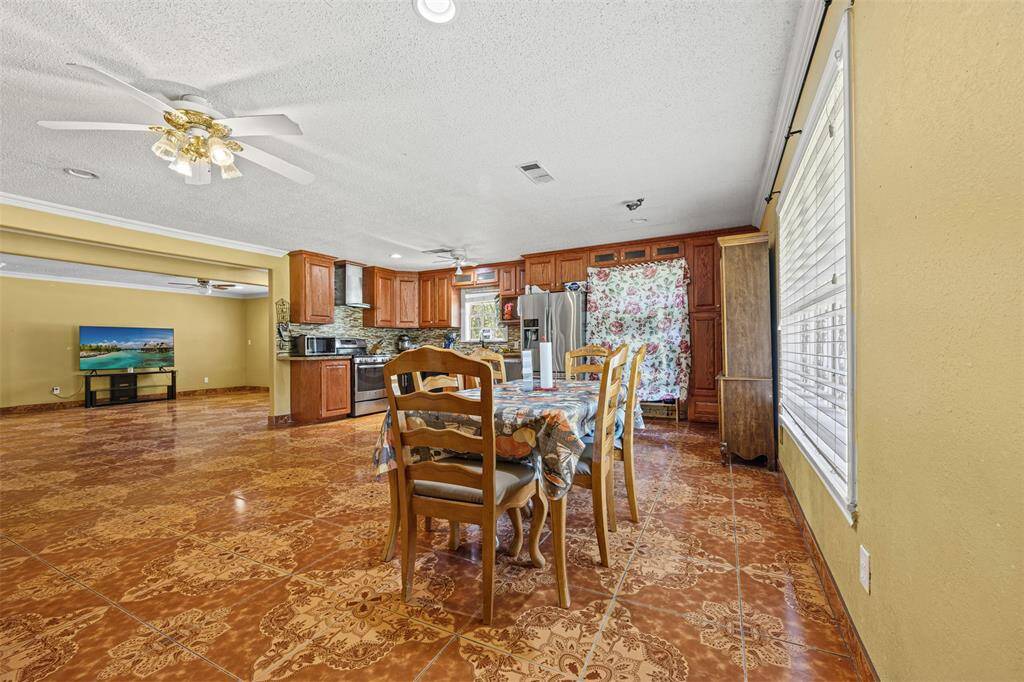 Breakfast Nook