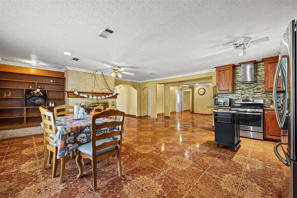 Breakfast Nook