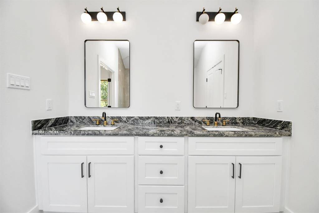 Primary Bath Vanity