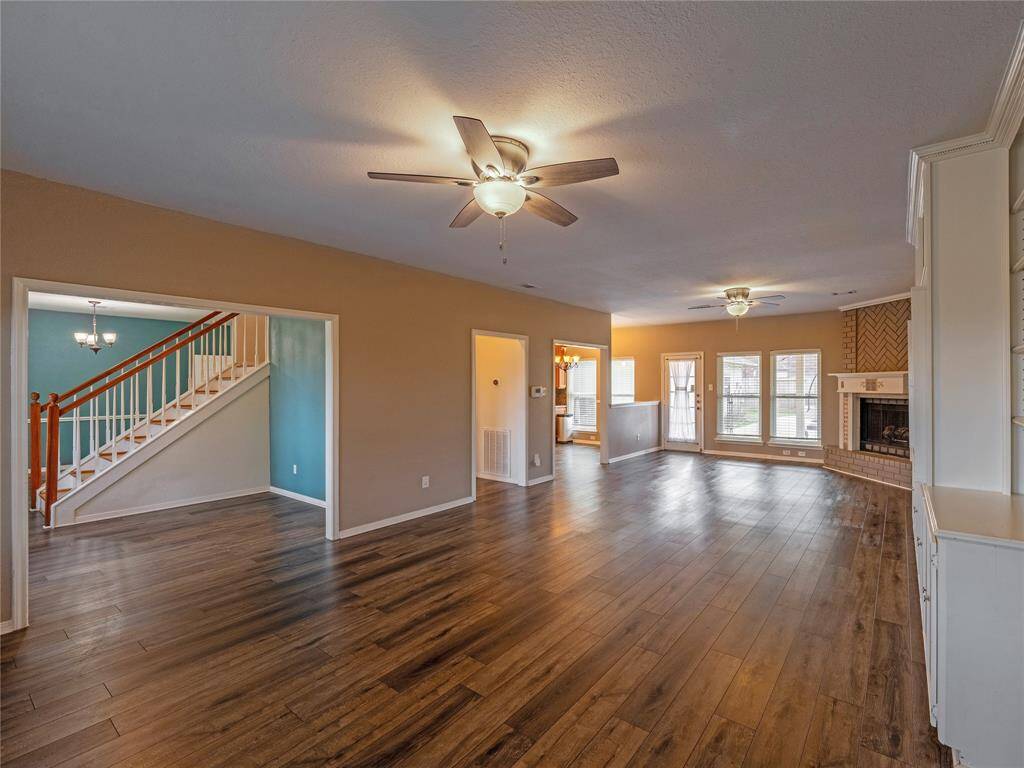 Extra large family room