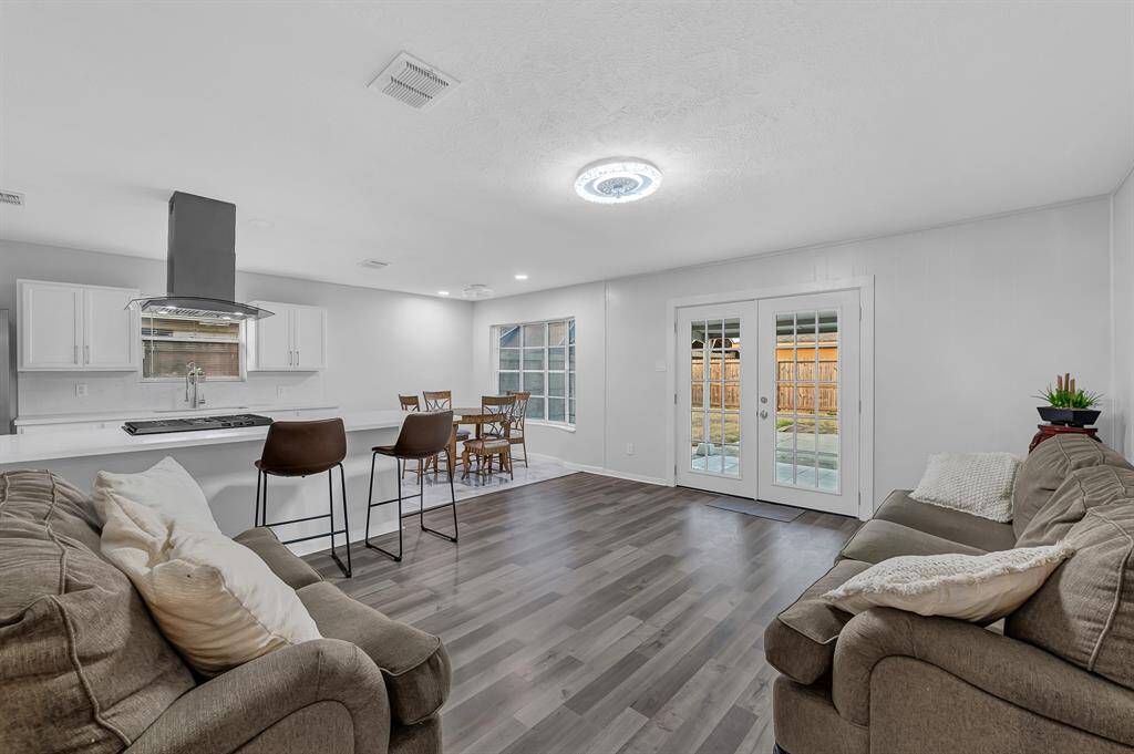 Open concept Floorplan