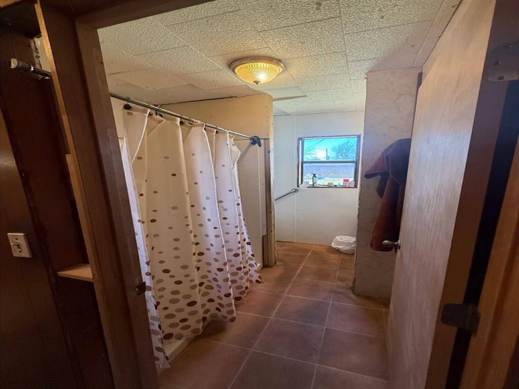 Full Bath