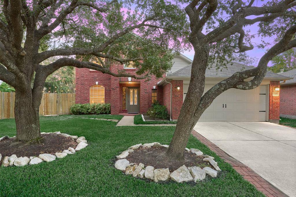 Check out this 2 story, 4 bedroom, 2.5 bathroom home in the highly sought out Imperial Oaks Village subdivision in Spring.
