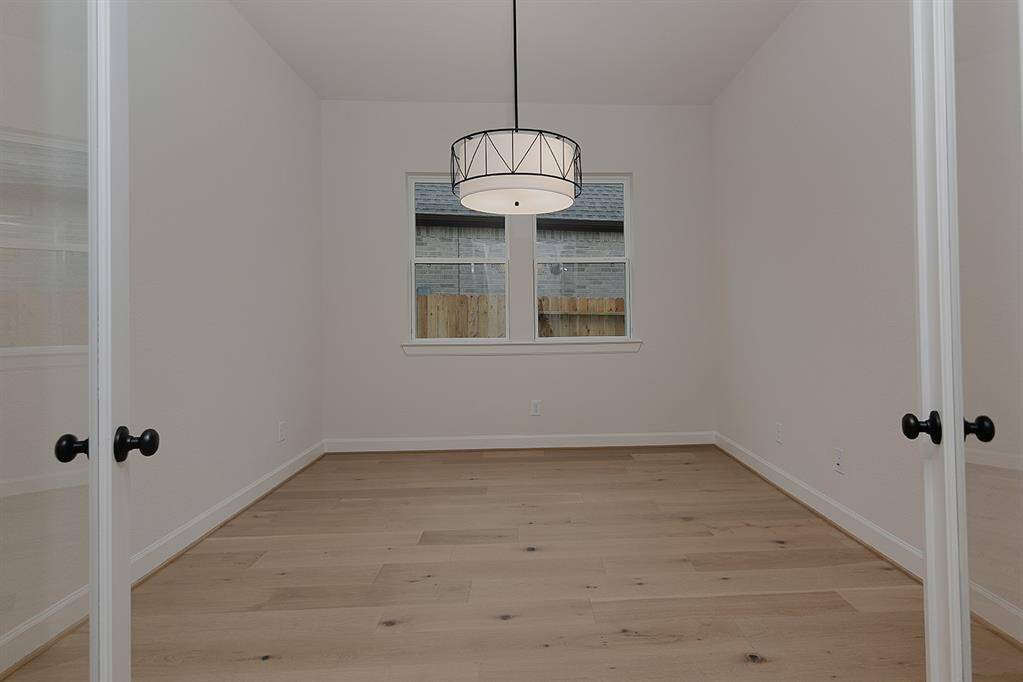 Dedicated Study/Living Room/Flexspace