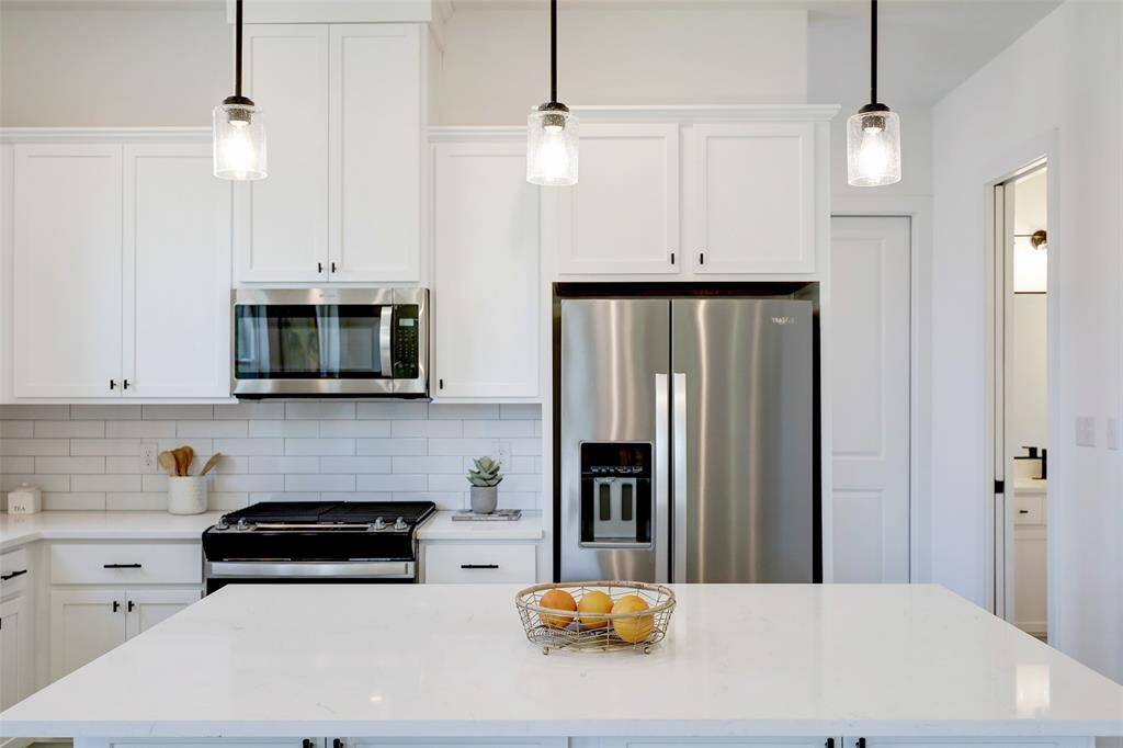 Similar Home Built by Hillstone. NOT Exact Model or Plan!