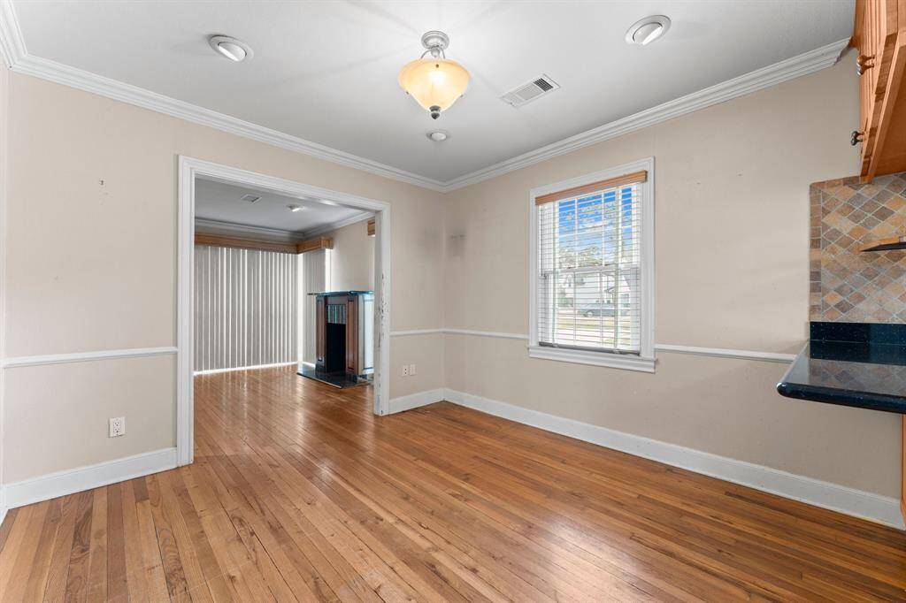 Dining area right in front of the kitchen.