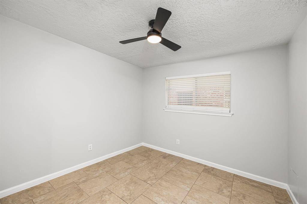 Secondary bedroom #2