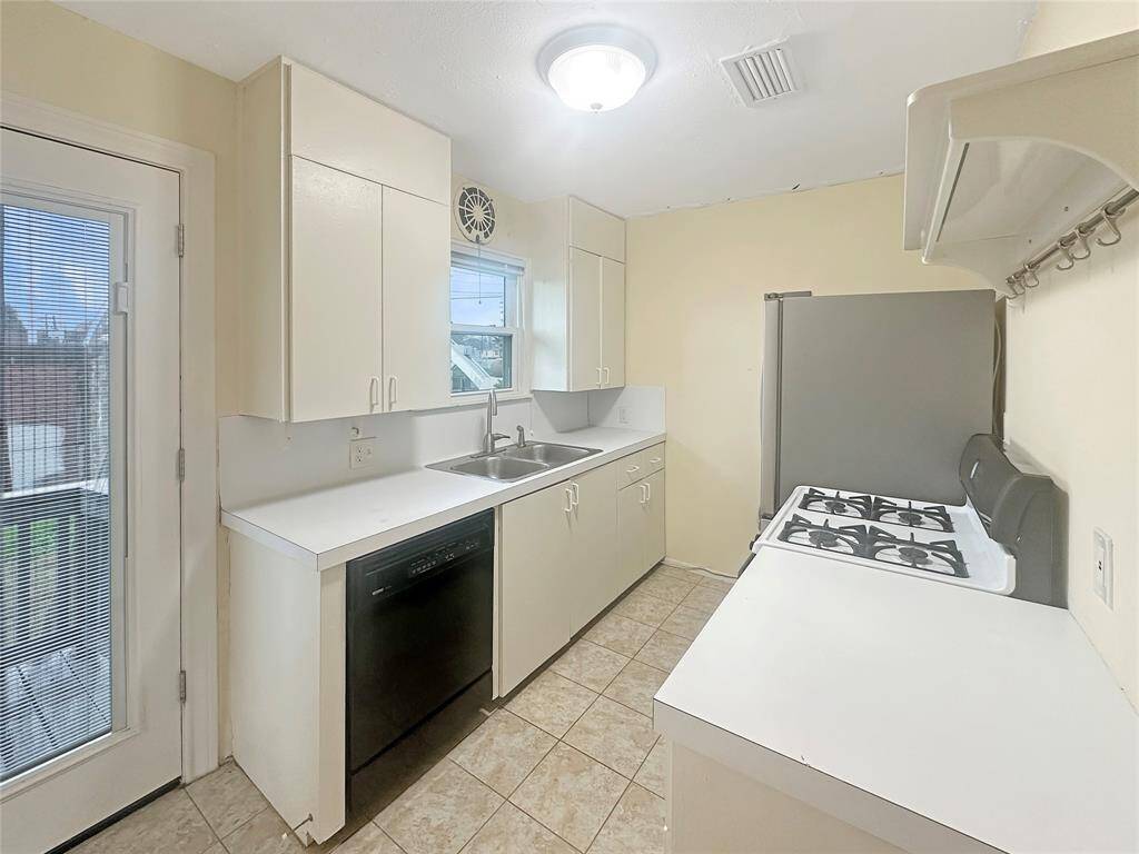 Unit 2 Kitchen