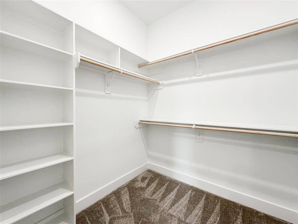 Walk in closet