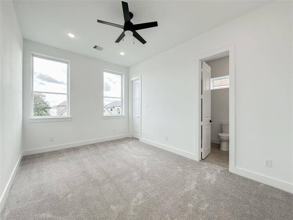 Second bedroom