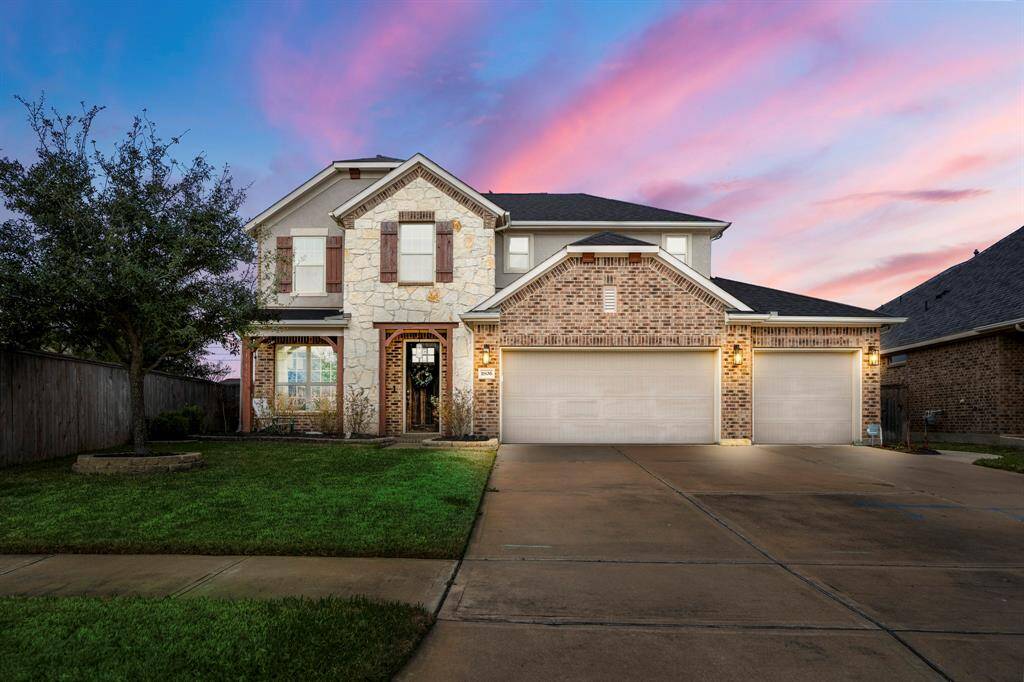 Welcome home to 1806 Orchard Berry! This home sits on a large lot with a 3 car garage, ample yard space in front and the back, lush landscaping and well-maintained yard!