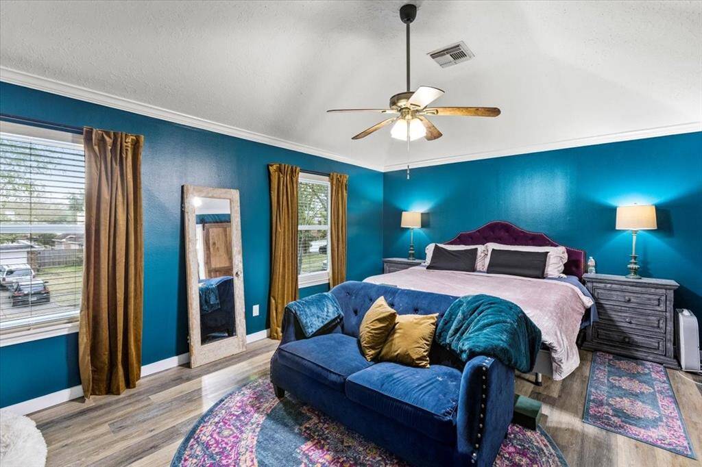 Primary suite
