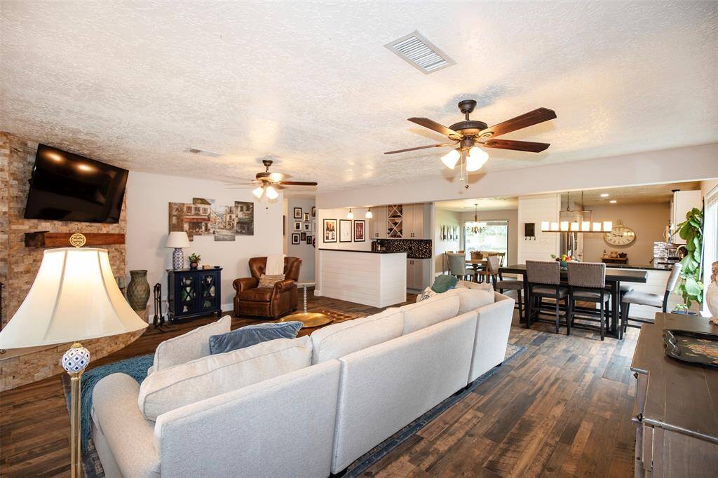 Large open concept living area offering a perfect space for relaxation and entertainment.