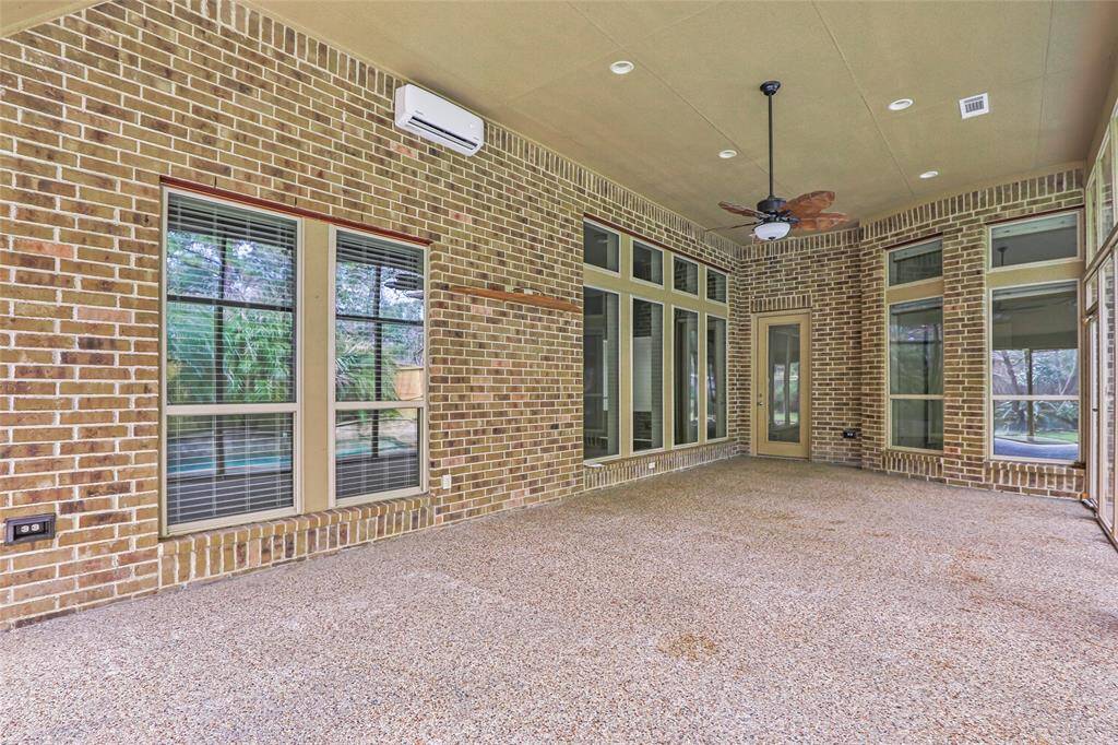 All seasons enclosed patio
