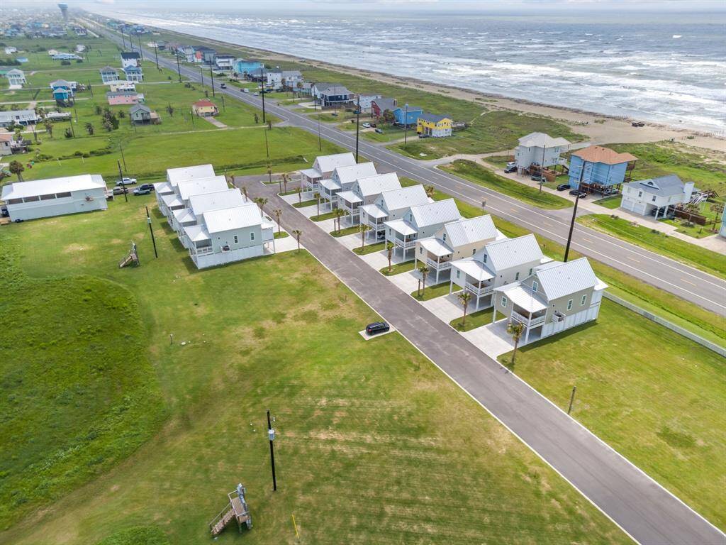 Bungalow Beach is an idyllic coastal community with charm and tranquility.
