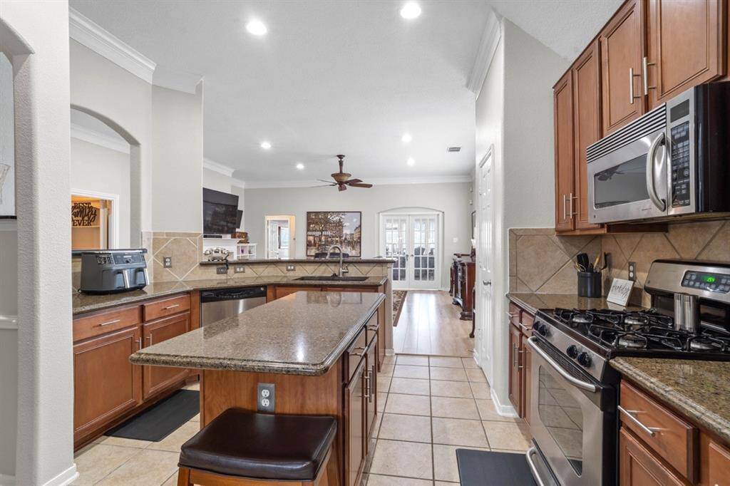 STAINLESS STEEL APPLIANCES