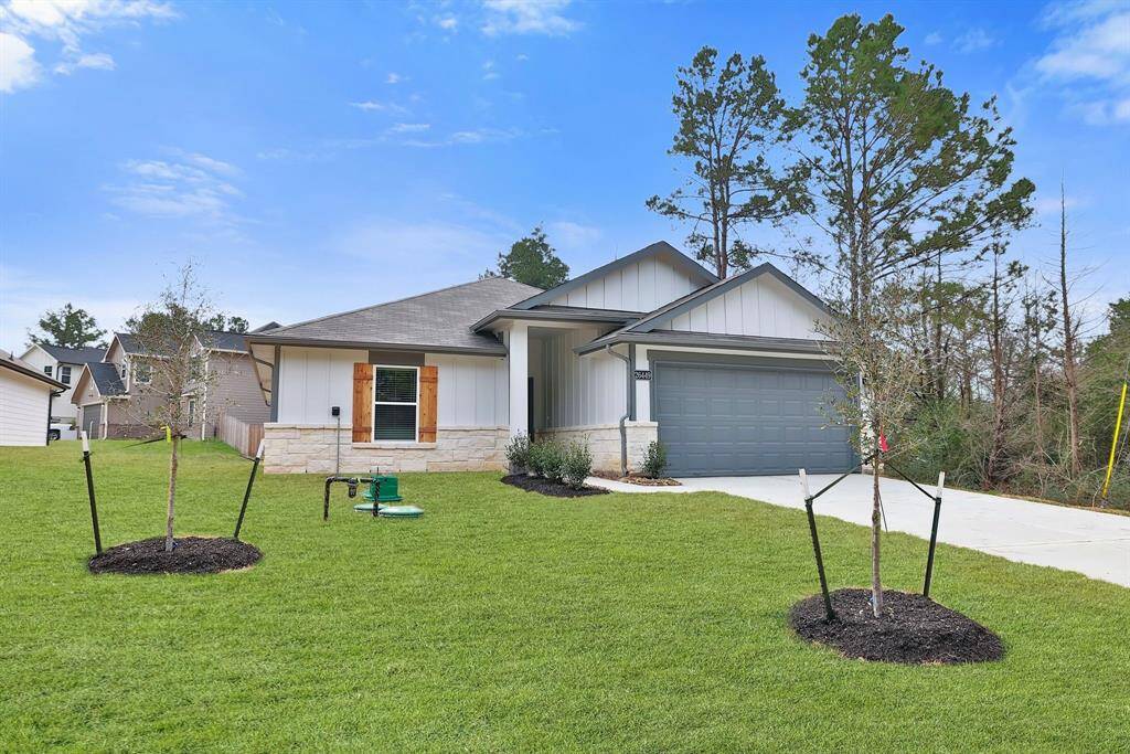 Welcome home to your modern single-story home tucked away in the peaceful community of Deerwood Lakes in Hempstead.