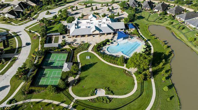 Everything you could want in a community—and more—can be found right here at Cross Creek Ranch. Whether it’s enjoying the water parks and pools, exploring scenic trails, or relaxing by the fishing ponds, there’s no shortage of activities to keep you entertained and active.