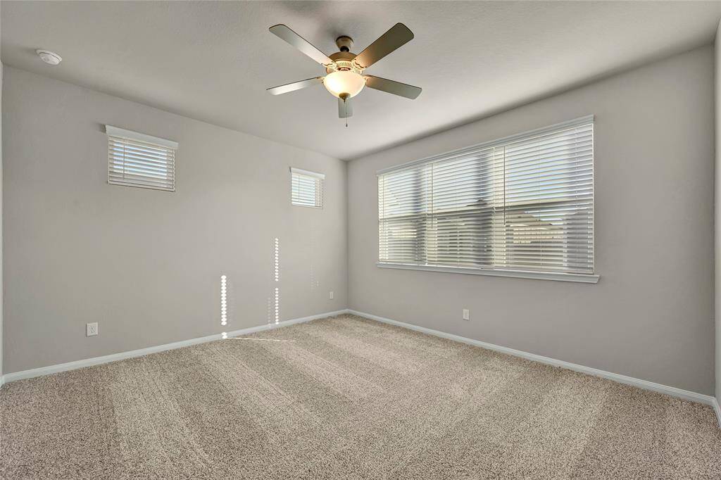 Photo is not of the actual home but is an inspirational photo of builder’s model home and may depict options, furnishings, and/or decorator features that are not included.