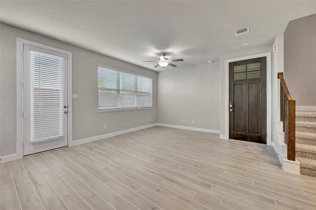 Photo is not of the actual home but is an inspirational photo of builder’s model home and may depict options, furnishings, and/or decorator features that are not included.