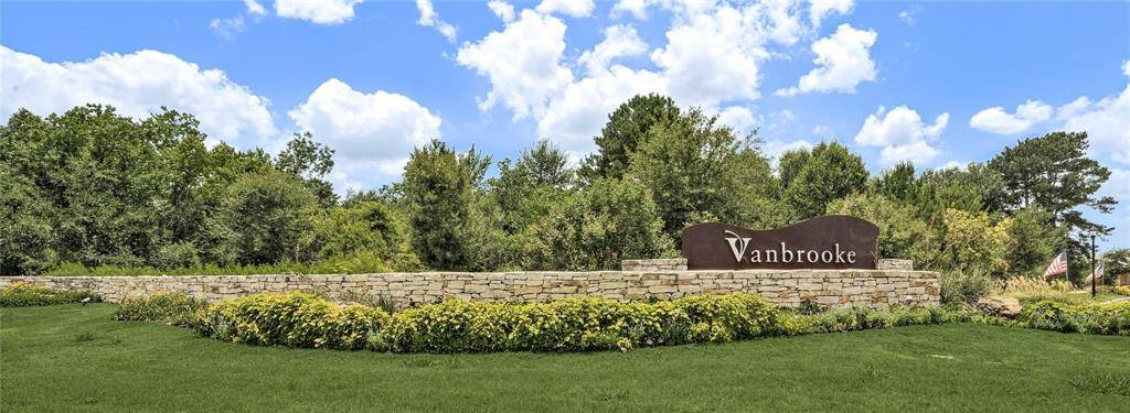 Vanbrooke is a master-plan community with many amenities with easy access to major roads.