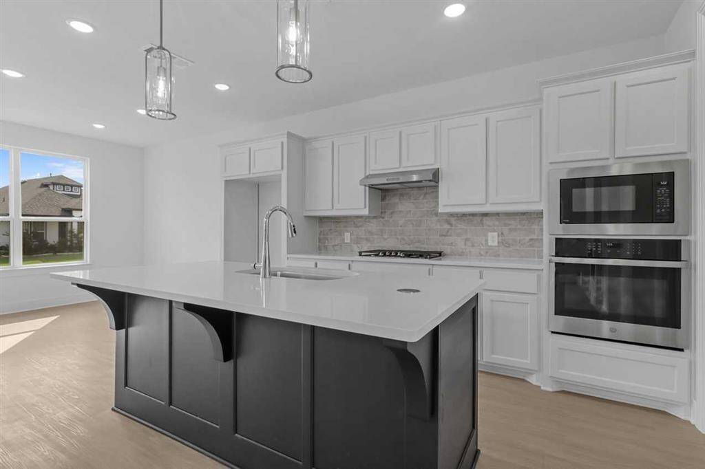 Kitchen-Representative Photo