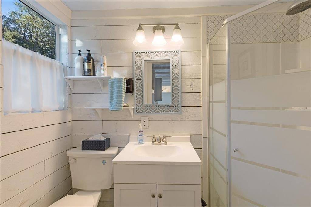 Full bathroom in Cottage, has a tankless hot water heater