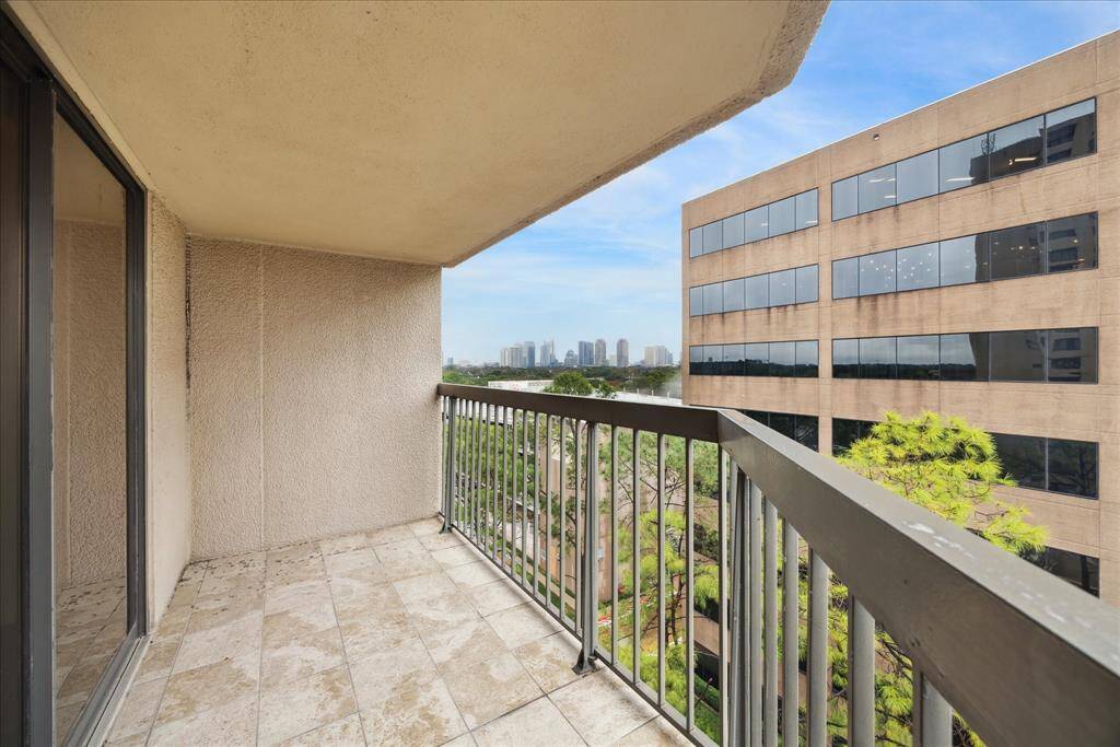 BALCONY: South facing.
