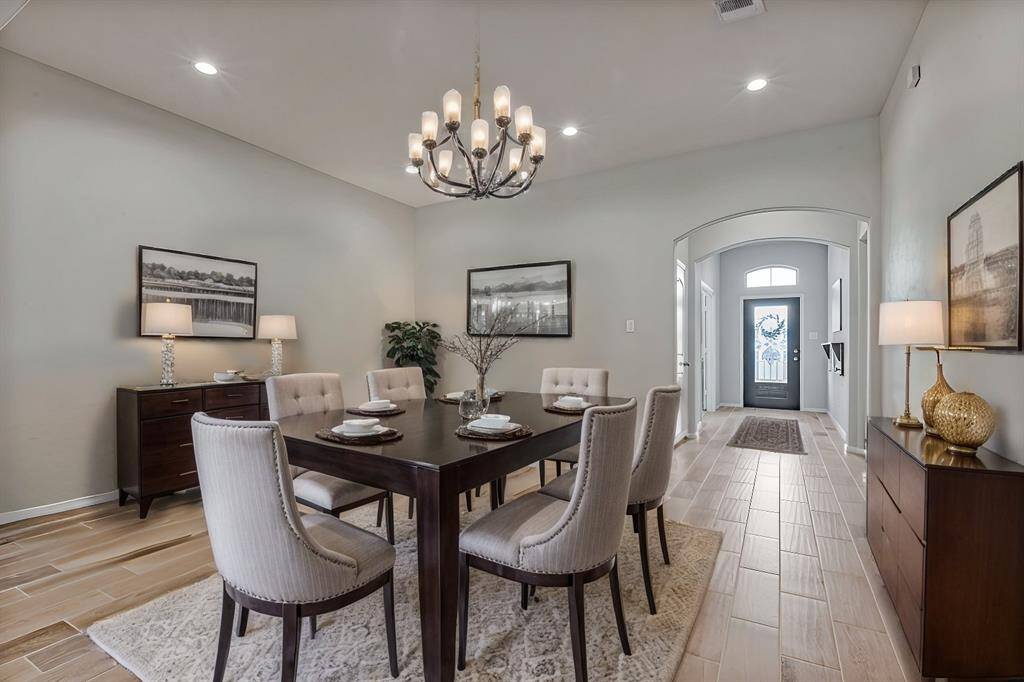 Virtually Staged as Dining Area