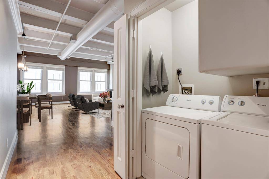 The lease includes a convenient side-by-side washer and dryer, making laundry day a breeze. Plus, all utilities are covered, so you can enjoy stress-free living without worrying about extra bills!