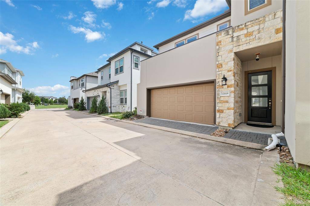 Front Door - Keyless Entry