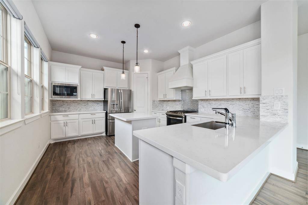 Kitchen with Alkaline Water countertop + extra filters