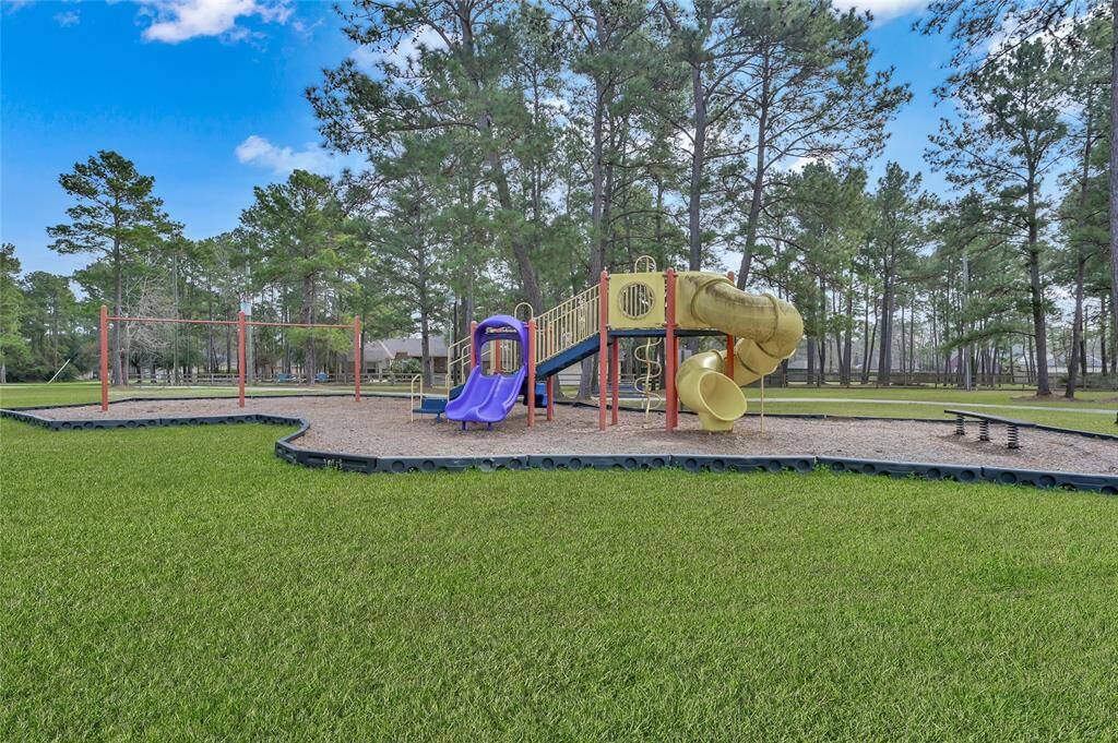 The Marshall Park also has picnic tables for outdoor eating fun. The HOA usually hosts several events throughout the year at the park.